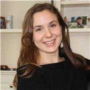 I'm an Oxford Graduate student ready to help you with French grammar and conversation.